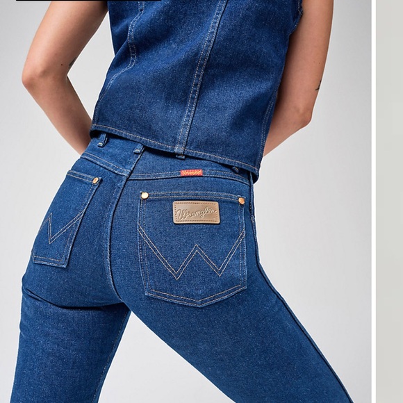 WRANGLER® COWBOY CUT® SLIM FIT JEAN IN PREWASHED INDIGO NWT - Picture 1 of 7